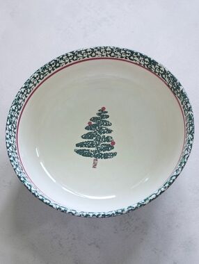 Furio Serving Bowl Holiday Christmas Tree Durable Stoneware Festive Decor Italy